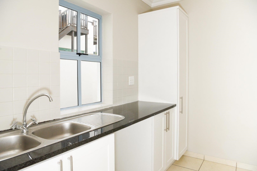 To Let 3 Bedroom Property for Rent in Big Bay Western Cape